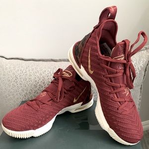 Youth (BIG KIDS) Nike LEBRON XVI (GS) BASKETBALL SNEAKERS